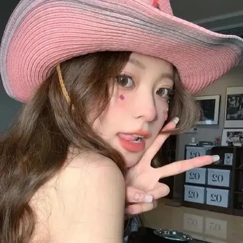 玫瑰园里的老少爷们儿